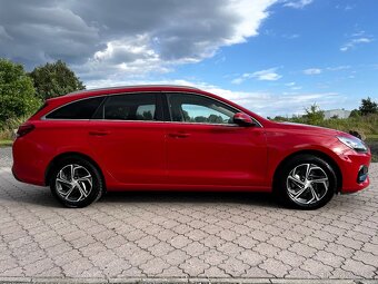Hyundai i30 COMBI 1,0 T-GDi 88kW SMART LED, NAVI - 8