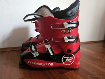 dětský lyžařský set – lyže 137 cm, hůlky 110 cm, lyžáky 305 - 8