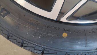 VW ID3 R19 zimni alu sada 215/50/19 - 8