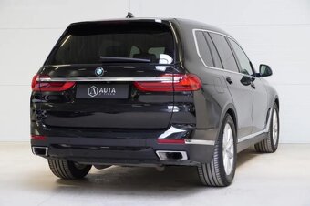 BMW X7, 40D,SOFTCLOSE,PANO,HUD,ČR,DPH - 8