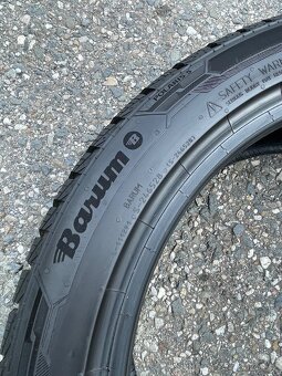 Zimní pneu 225/45r18 - 8