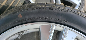 ALU Kola 19" Ford s 8Jx19H2, 5x108 včetně čidel tlaku - 8
