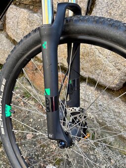 CUBE AIM RACE 27,5 S - 8