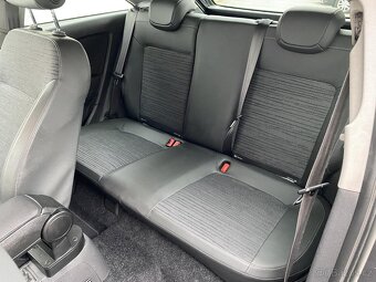 Opel Corsa 1.4 16V , 64 kW benzín, 2015 - 8