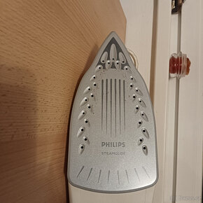 Napařovací žehlička Philips GC 2807 - Made in Indonesia - 8