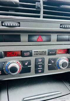 Audi A6 - 8