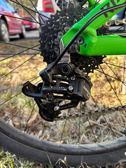 DIRT KOLO - 8