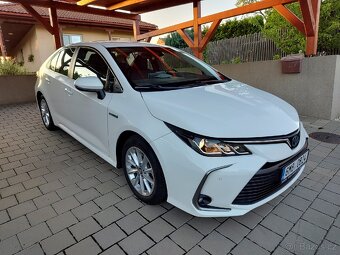 Toyota Corolla sedan 1.8 hybrid 2019 - 8