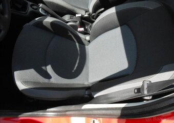 Peugeot 206 1,4 55 kW PLUS KLIMA Serviska benzín - 8