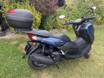 YAMAHA NMAX 125ABS + maxi výbava - 8