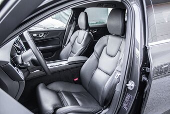 Volvo V60 B4 Inscription 2.0 benzín HEV 145 kW, 2022 - 8