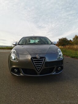 ALFA ROMEO GIULIETTA 2.0JTDM - 8