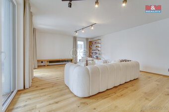 Prodej bytu 3+kk, 104 m², Plzeň, ul. Na Jíkalce - 8