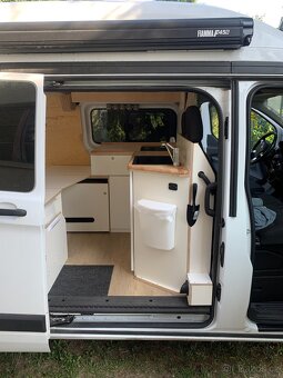 Campervan Ford Transit Custom L2H2 (2017) - 8