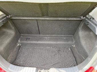 Hyundai i30 CRDI - 8