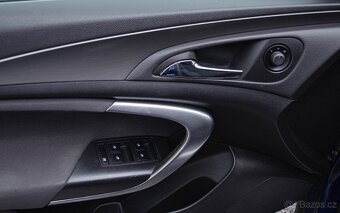 Opel Insignia 2.0 CDTI - 8