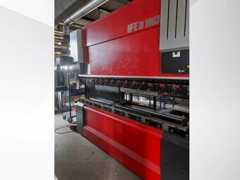 Ohraňovací lis AMADA HFE 3L 1003, použitý, z roku 2017. - 8