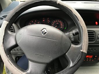 Renault Scenic 1,6 - 8