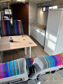 Obytný autobus sor - 8