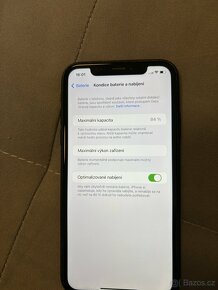 iphone XR, 64 GB, černý - 8