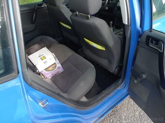 Volkswagen Polo - 8