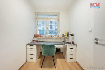 Pronájem bytu 3+1, 55 m², Praha, ul. Lucemburská - 8