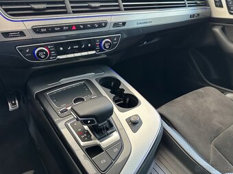 Audi Q7 3.0 TDI 200 KW S-line 7 Míst - CZ - 8
