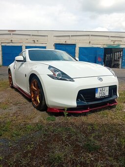 370z - 8
