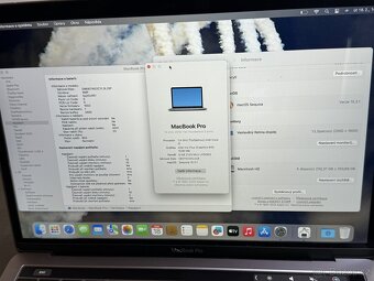 Macbook Pro 13" 2019 / I5 / 8GB / 256GB / Space gray - 8
