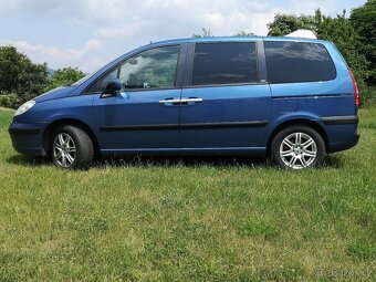 PEUGEOT 807 2.0HDi 80KW EL.DVEŘE,TAŽNÉ ZAŘ.TELEVIZE,SERVIS - 8