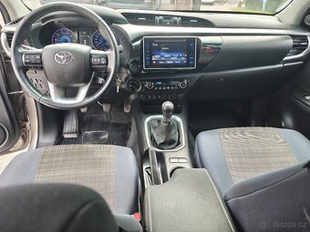 Toyota Hilux - 8