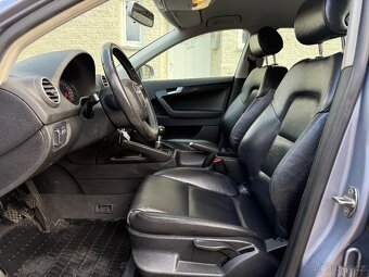 AUDI A3 2,0 FSi 110KW SPORTBACK,1. MAJ,SERV. KNIHA - 8
