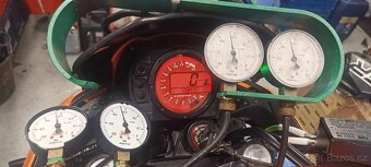 Kawasaki Z 750 - 8