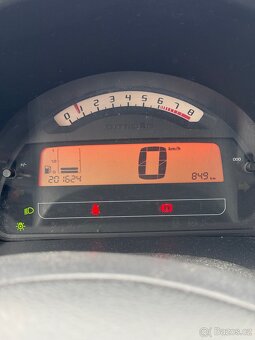 Citroen C3 Facelift 1.4 I 54 KW Nová STK 9/2027 - 8