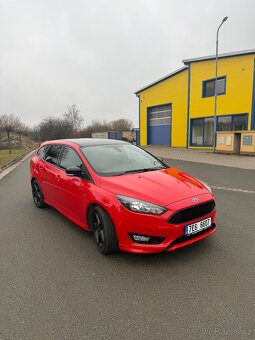 Ford Focus ST-Line Red&Black Edition - 8