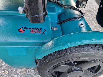 Invalidní elektrický vozík - 8