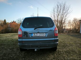 Zafira A - 8