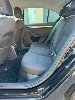 skoda octavia 1.6tdi 81kw 147 000km keyless - 8