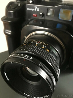 Mamiya 7 ii (černý) s objektivem 80 mm f/4 + popruh - 8