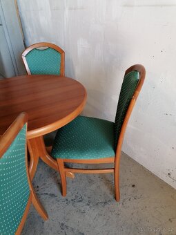 Jídelní set, rozkládací stůl a 4 židle - 8