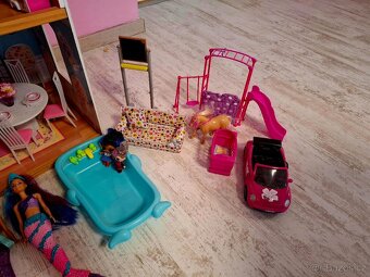 Domeček pro panenky / barbie - 8