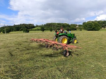 Obraceč sena Deutz Fahr KH 700 - 8
