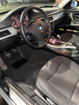 BMW E90 318d 105kW - 8
