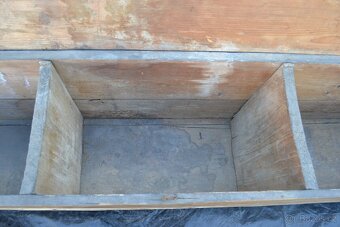 " PRODÁNO "Historická dřevěná truhlice s kováním č.1. - 8