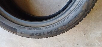 Pneu225/50/18 95W - 8