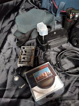 Nikon D90 18-105 VR Kit - 8