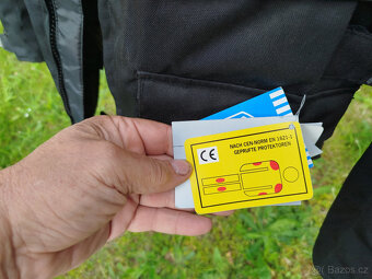Prodám pánskou bundu na moto - 8