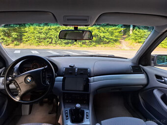 BMW E46 320i Touring - 8