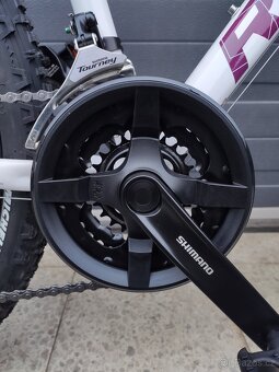 Nové dětské kolo Romet Jolene Disc R6.2 26", 15" alu rám - 8