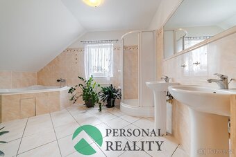 Prodej rodinného domu 206 m2, Malý Újezd, ev.č. 02458 - 8